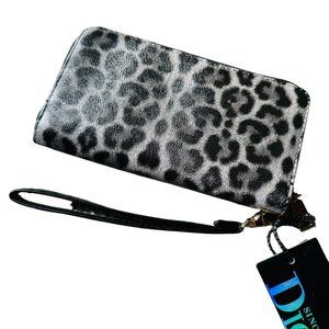 Super cute Grey Leopard Print faux leather wristlet wallet by Diophy NWT